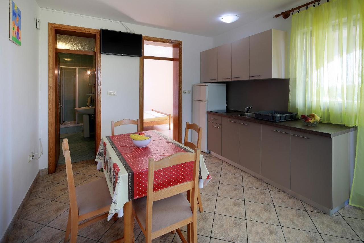 Apartments Dario 诺瓦利娅 外观 照片