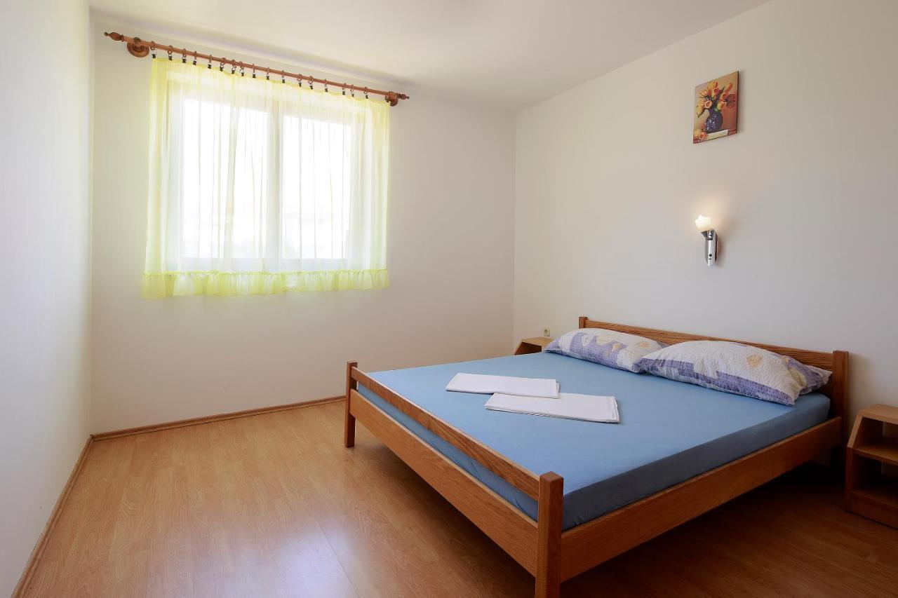 Apartments Dario 诺瓦利娅 外观 照片