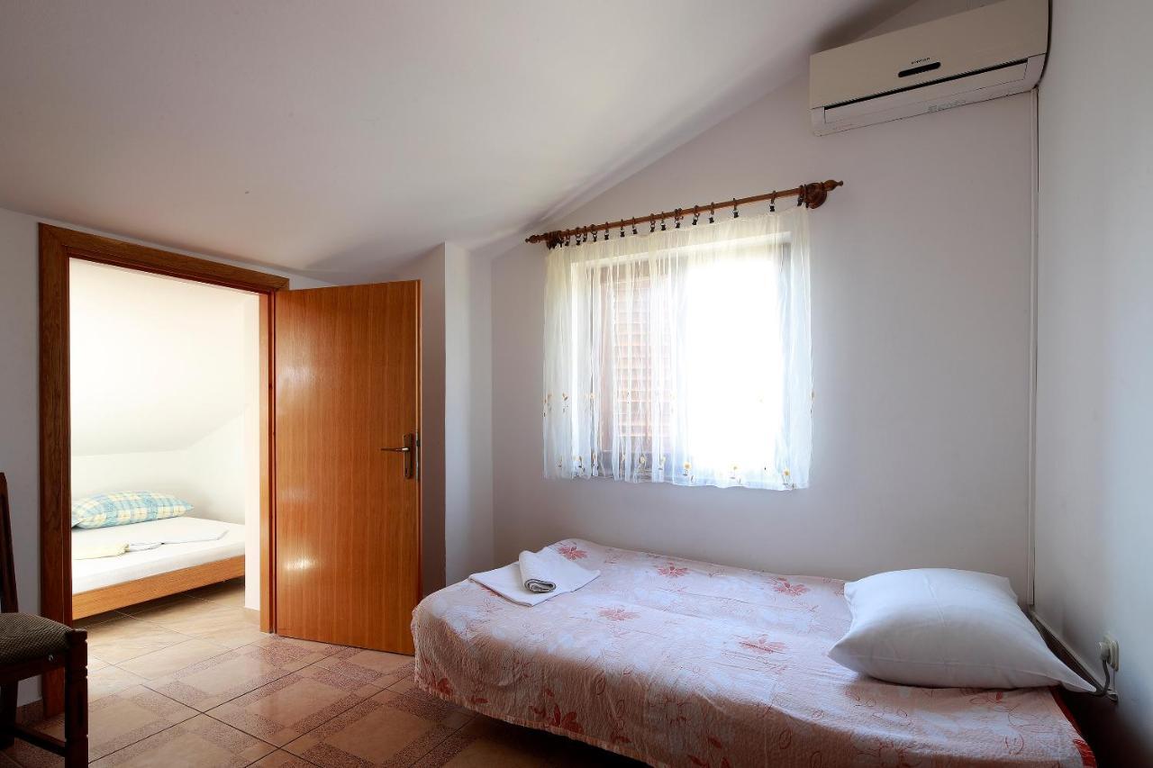 Apartments Dario 诺瓦利娅 外观 照片
