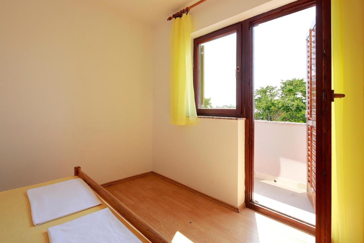Apartments Dario 诺瓦利娅 外观 照片