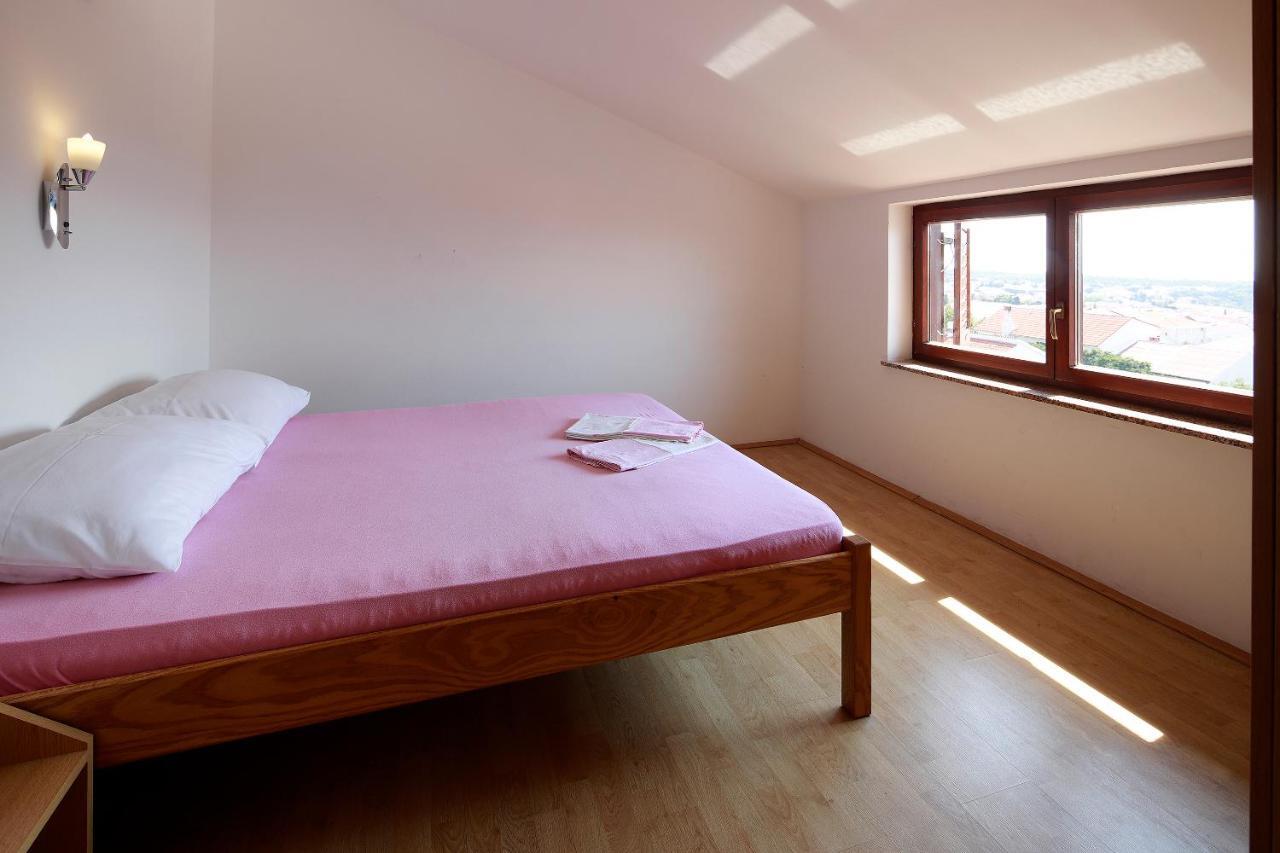 Apartments Dario 诺瓦利娅 外观 照片